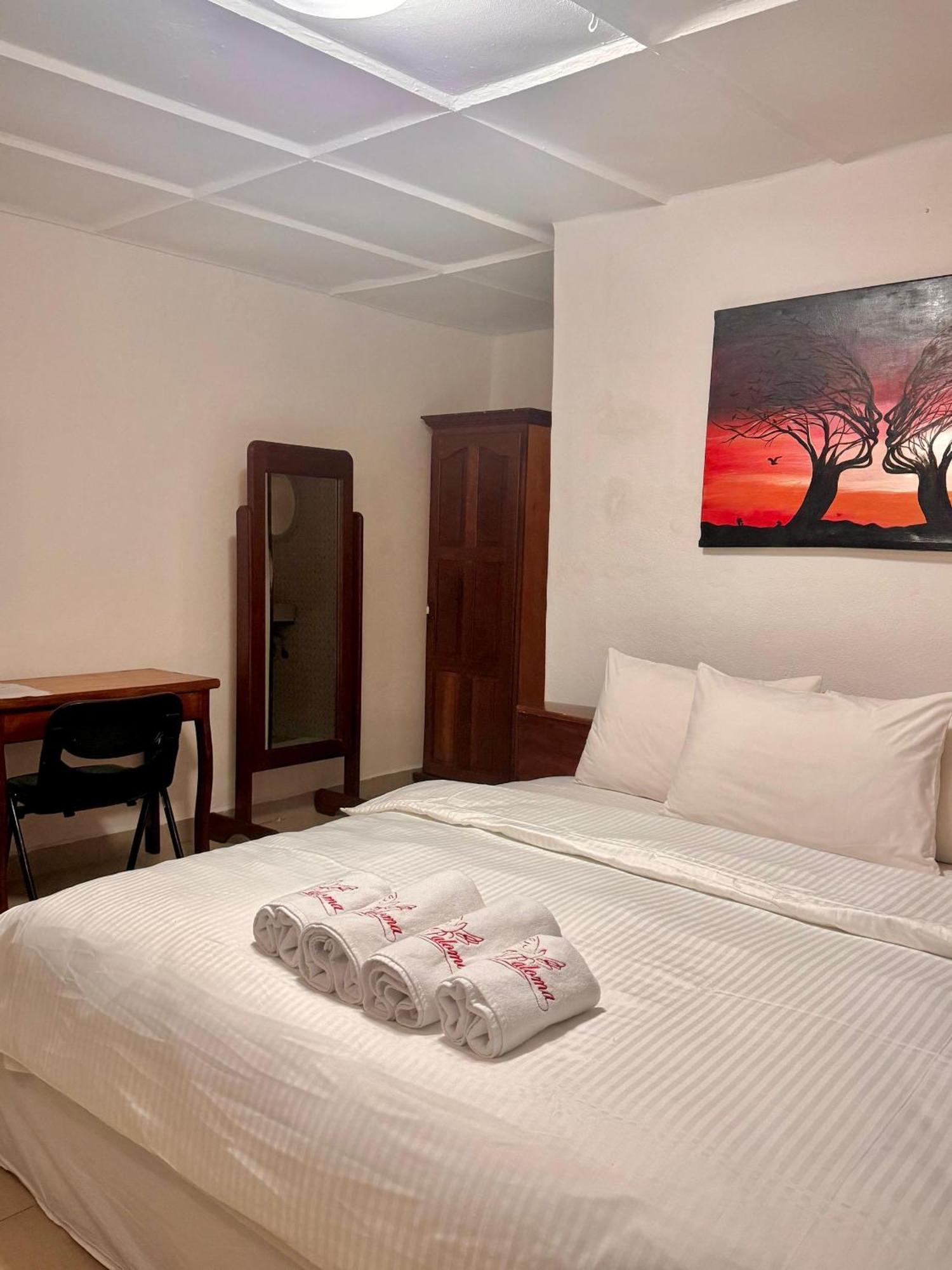 Paloma Guest House Kenema Luaran gambar