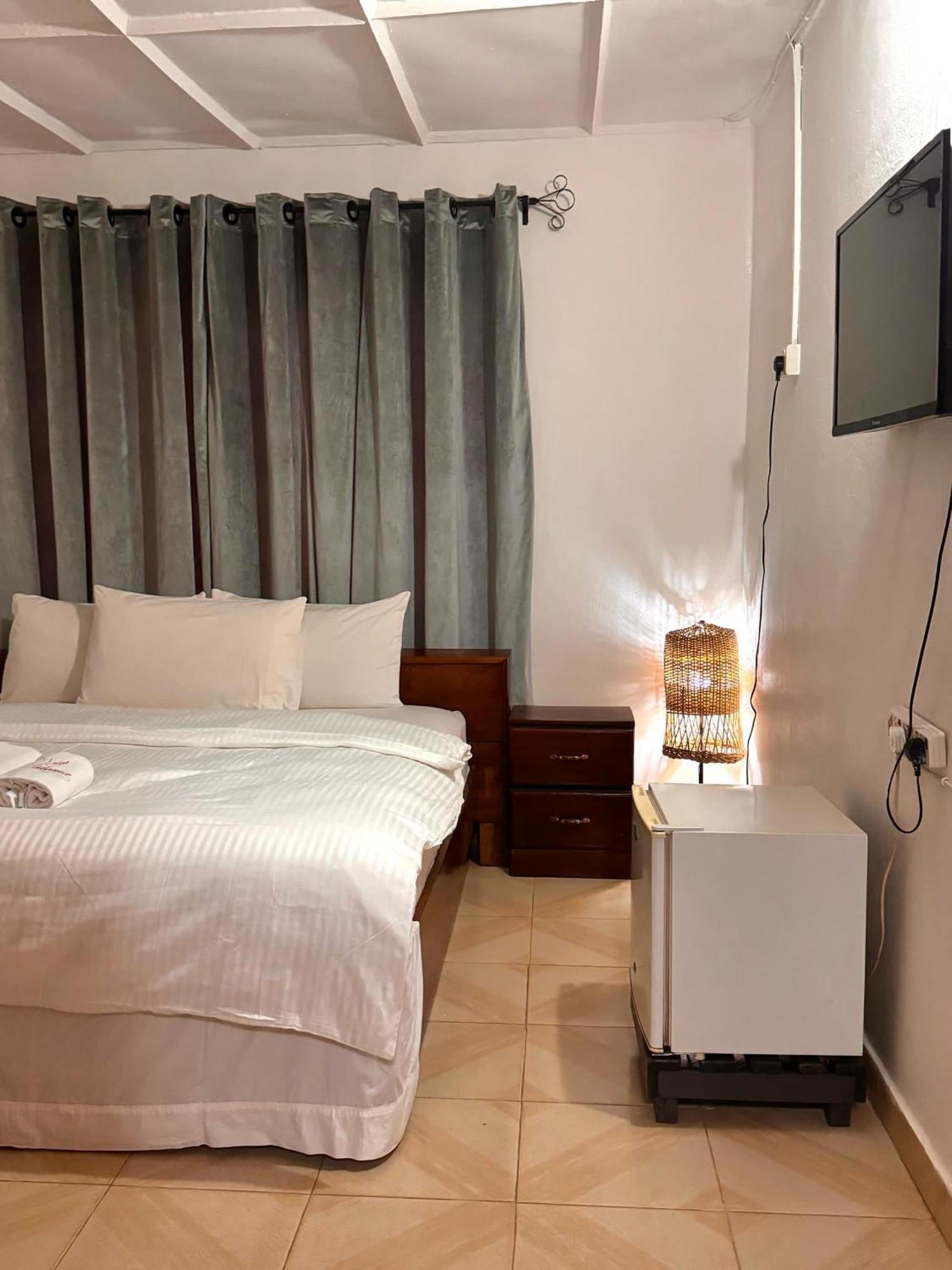 Paloma Guest House Kenema Luaran gambar